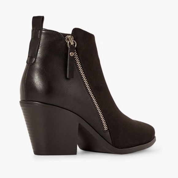 NWT Side zip heeled bootie Black 7.5 standard width - Picture 4 of 10